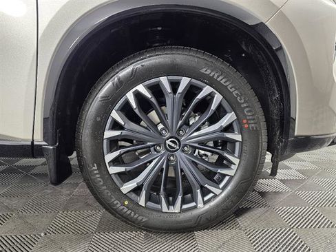 New 2026 Nissan Rogue Platinum AWD/4WD image 12