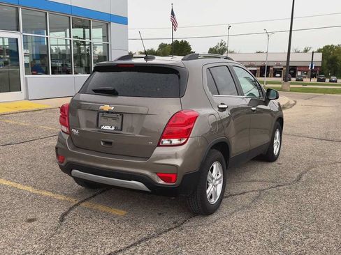 Certified 2020 Chevrolet Trax LT w/ LT Convenience Package FWD image 8