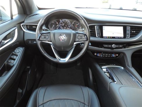 Certified 2023 Buick Enclave Avenir w/ Avenir Technology Package image 18