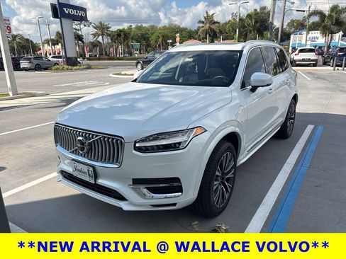 Used 2022 Volvo XC90 T8 Inscription Expression w/ Advanced Package image 1