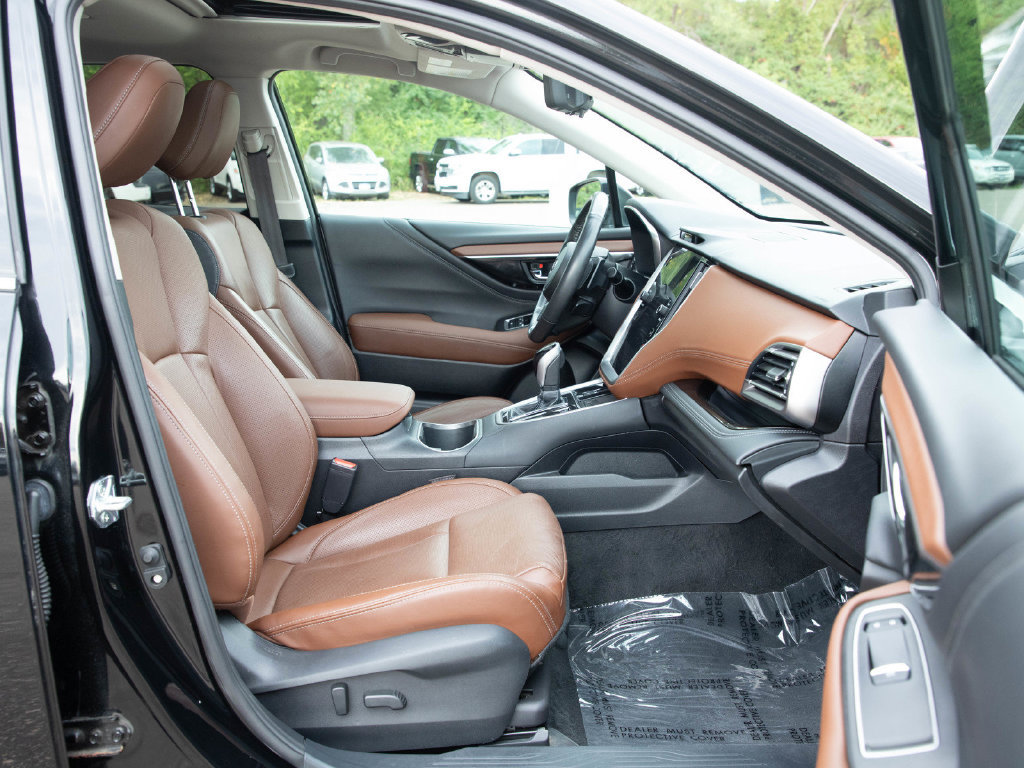 Used 2023 Subaru Outback Touring XT AWD/4WD image 11