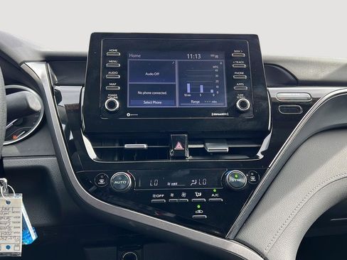 Used 2024 Toyota Camry LE image 18