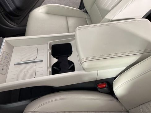 Used 2024 Hyundai Santa Fe SEL image 28