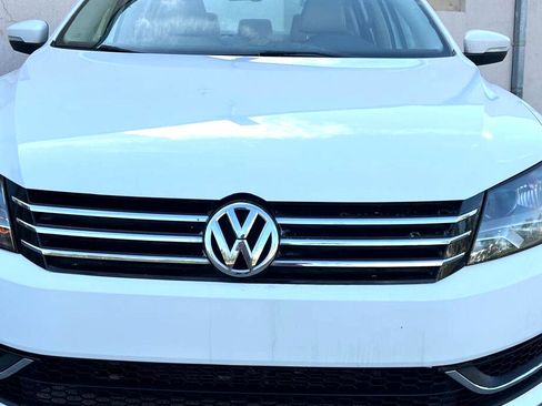 Used 2013 Volkswagen Passat 2.5 SE image 16
