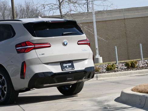New 2026 BMW X3 xDrive30 w/ M Sport Package image 5