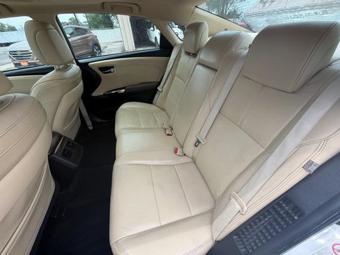 Used 2014 Toyota Avalon XLE Premium FWD image 16