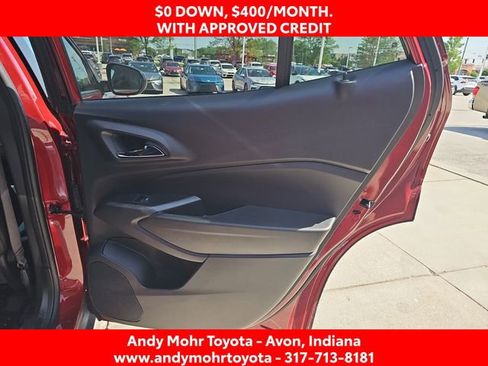 Used 2025 Chevrolet Trax RS w/ Driver Confidence Package FWD image 29