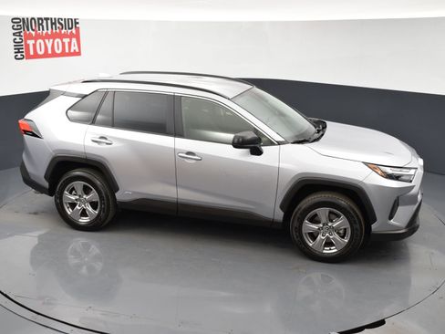 Used 2025 Toyota RAV4 LE image 20