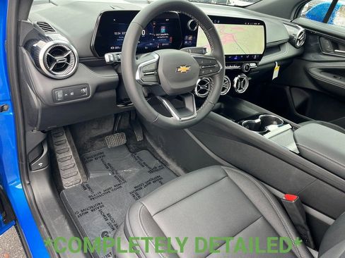 New 2025 Chevrolet Blazer EV LT image 25