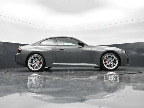 Used 2025 BMW M2 w/ Lighting Package image 29