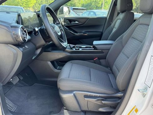 Used 2026 Chevrolet Equinox LT FWD image 20