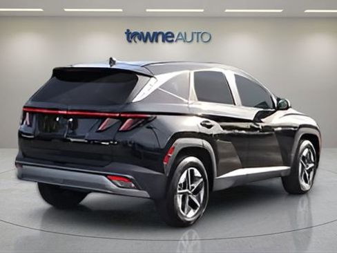 Used 2025 Hyundai Tucson SEL AWD/4WD image 7