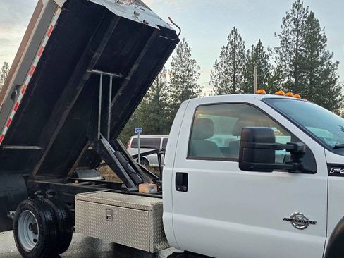 Used 2011 Ford F450 XL w/ Snow Plow Prep Pkg image 14