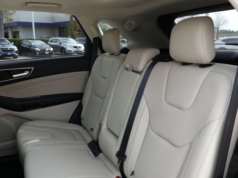 Used 2017 Ford Edge Titanium w/ Equipment Group 301A image 13