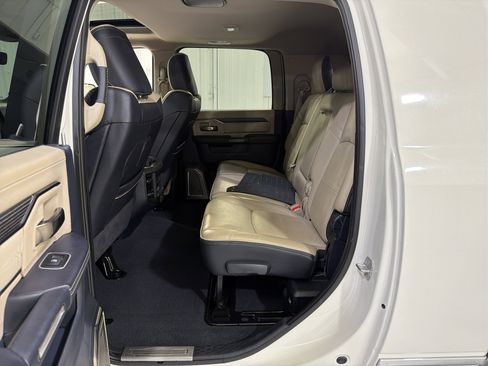 Used 2022 RAM 3500 Limited image 12