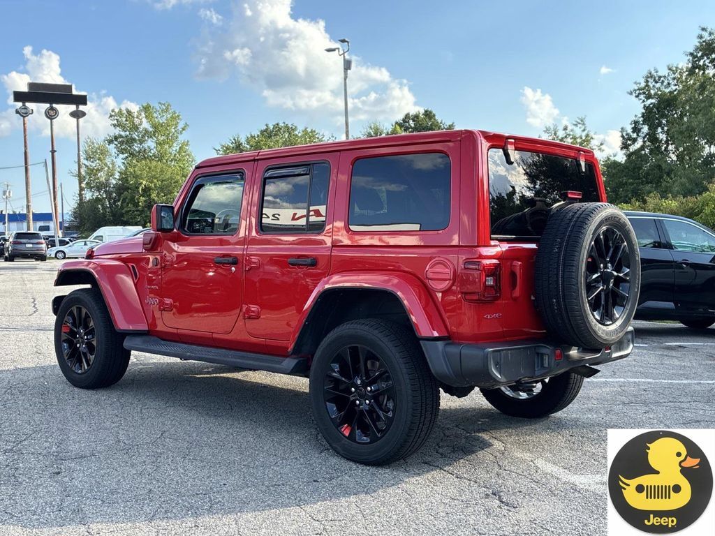Used 2021 Jeep Wrangler Unlimited Sahara w/ Cold Weather Group AWD/4WD image 3