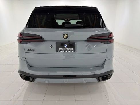 Certified 2024 BMW X5 xDrive40i w/ M Sport Package AWD/4WD image 4