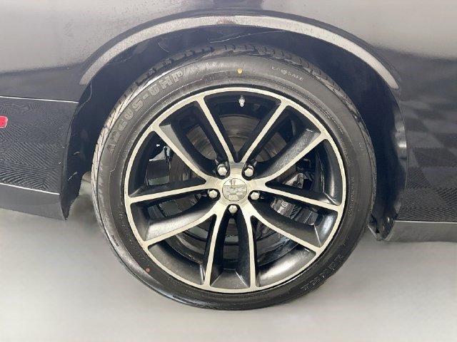 Used 2016 Dodge Challenger R/T Scat Pack w/ Leather Interior Group RWD image 30