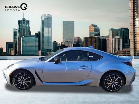 New 2026 Toyota GR86 AT image 2