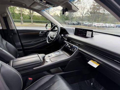 Used 2022 Genesis GV80 2.5T w/ Prestige Package 04 image 36