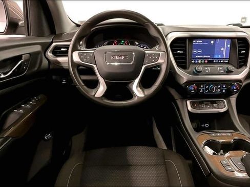 Used 2023 GMC Acadia SLE w/ Driver Convenience Package FWD image 6