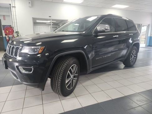Used 2017 Jeep Grand Cherokee Limited w/ Luxury Group II AWD/4WD image 7