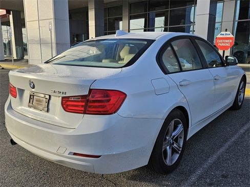 Used 2014 BMW 320i Sedan image 7