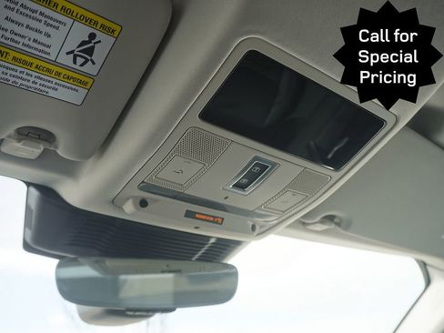 New 2025 Land Rover Discovery Sport S image 16