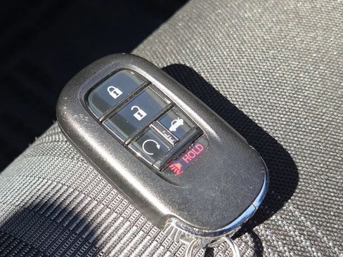 Used 2025 Honda Civic Sport image 33
