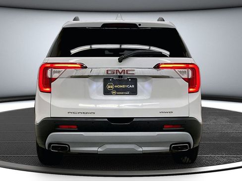 Used 2023 GMC Acadia SLT AWD/4WD image 5