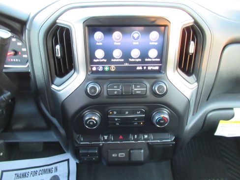 Used 2020 Chevrolet Silverado 2500 LT image 12