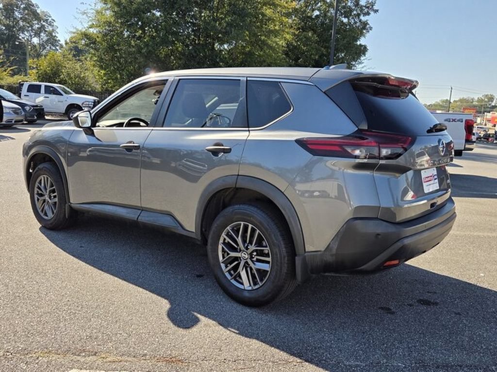 Used 2021 Nissan Rogue S AWD/4WD image 7