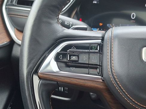 Used 2023 Jeep Grand Cherokee L Summit w/ Advanced Protech Group IV AWD/4WD image 25