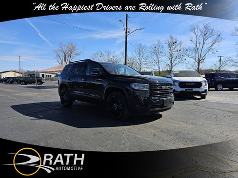 Used 2023 GMC Acadia SLE w/ Driver Convenience Package image 4