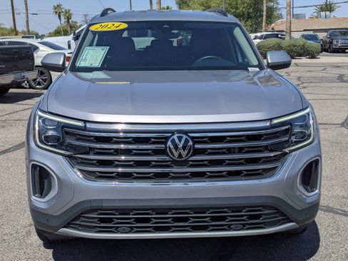 Used 2024 Volkswagen Atlas SE FWD image 6
