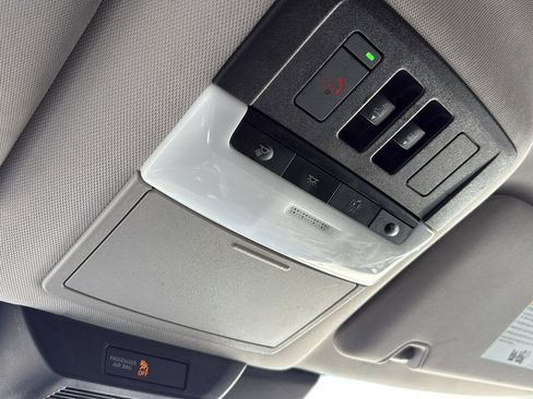 Used 2023 Nissan Pathfinder SL w/ SL Premium Package image 23