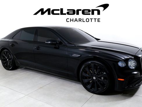 Used 2025 Bentley Flying Spur Plug-In Hybrid AWD/4WD image 2