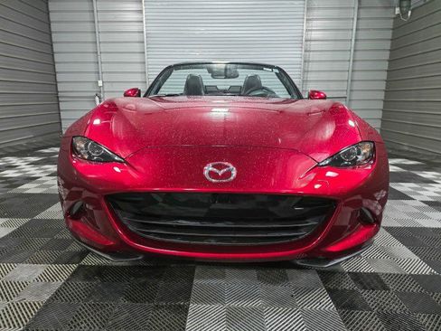 Used 2023 MAZDA MX-5 Miata Grand Touring image 2