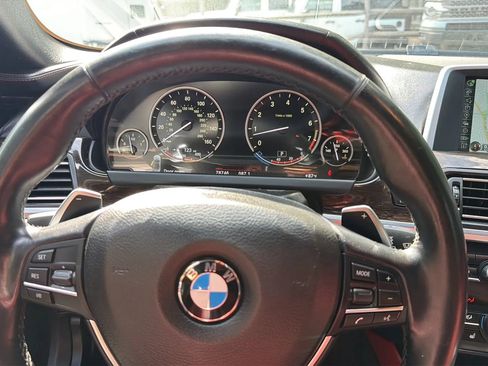 Used 2014 BMW 640i xDrive Convertible AWD/4WD image 25