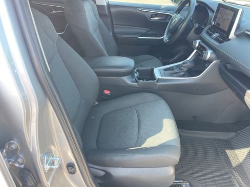 Used 2024 Toyota RAV4 XLE image 19