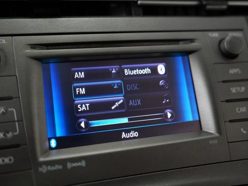 Used 2012 Toyota Prius Three FWD image 22