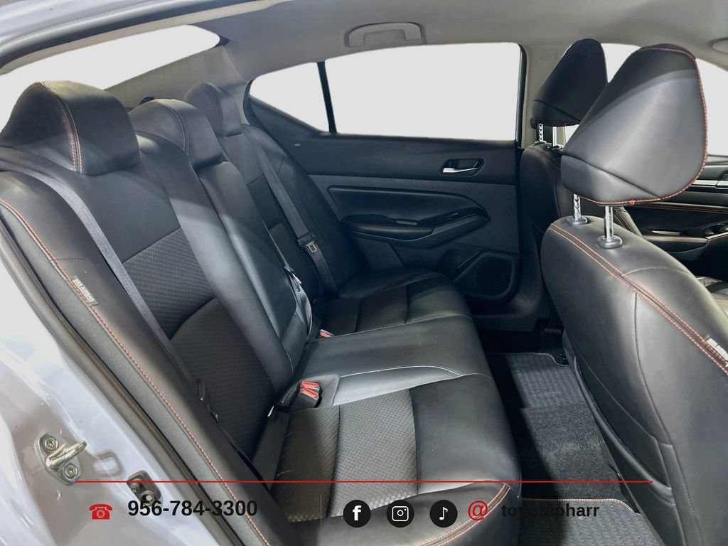 Used 2023 Nissan Altima 2.5 SR FWD image 23