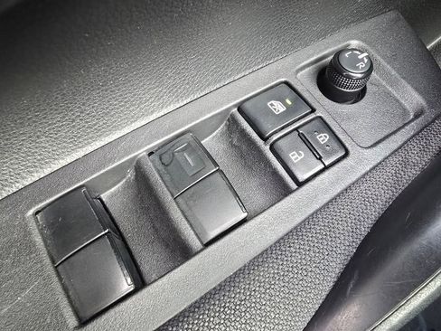 Used 2024 Toyota Corolla LE image 20