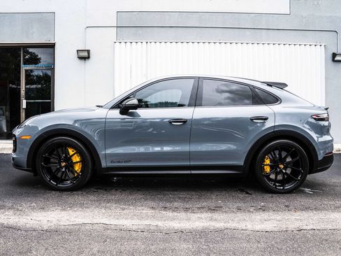 Used 2022 Porsche Cayenne Turbo GT AWD/4WD image 5