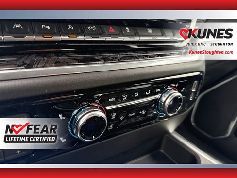 Used 2025 GMC Sierra 1500 Elevation w/ Elevation Premium Package AWD/4WD image 37