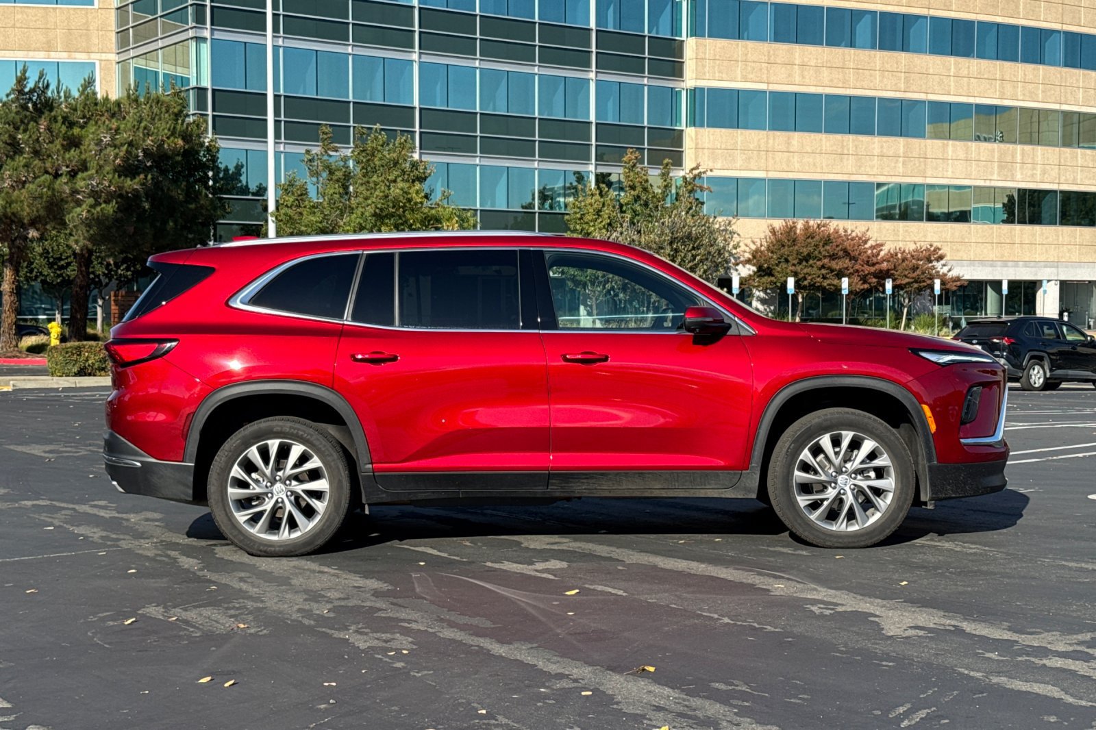 Used 2026 Buick Enclave Preferred FWD image 3