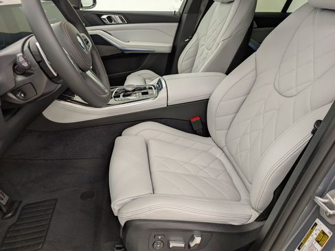 New 2026 BMW X5 xDrive50e w/ M Sport Package image 5