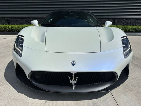 Used 2023 Maserati MC20 Coupe RWD image 8