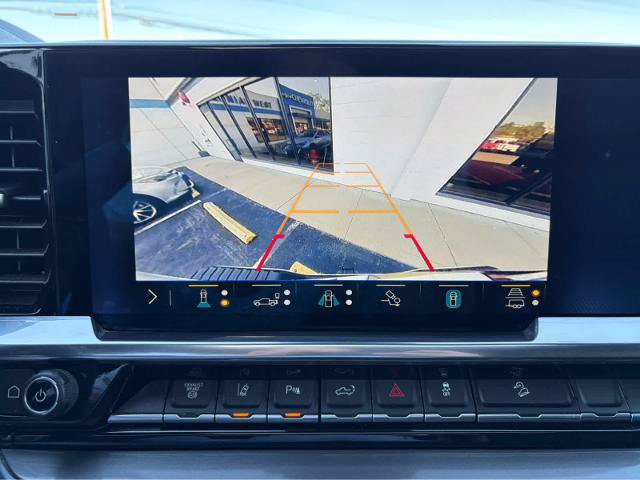 Used 2024 Chevrolet Silverado 3500 High Country w/ High Country Premium Package AWD/4WD image 31