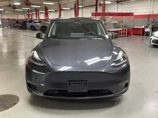 Used 2024 Tesla Model Y Long Range video 3